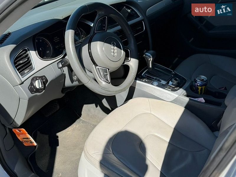 Седан Audi A4 2015 в Киеве