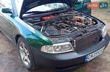 Седан Audi A4 1997 в Захарьевке