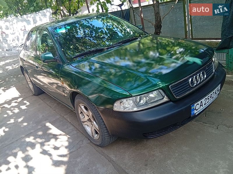 Седан Audi A4 1997 в Захарівці фото Седан Audi A4 1997 в Захарівці