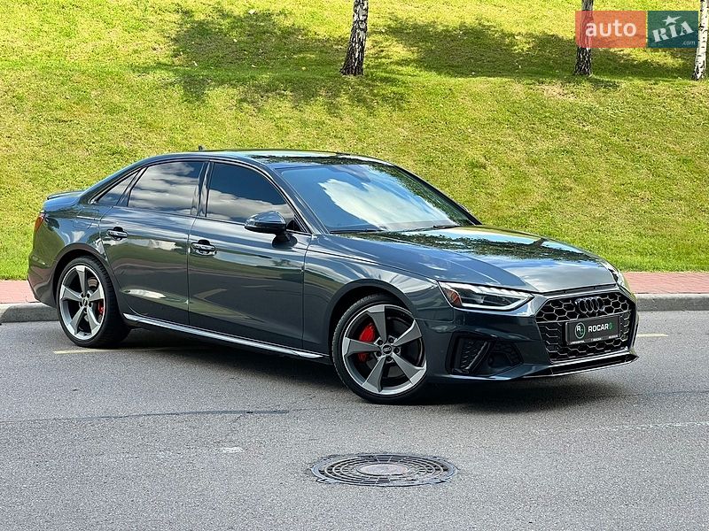 Седан Audi A4 2019 в Киеве