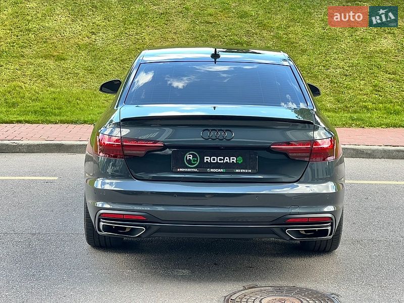 Седан Audi A4 2019 в Киеве