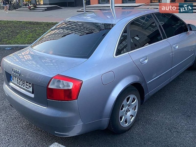 Седан Audi A4 2004 в Івано-Франківську
