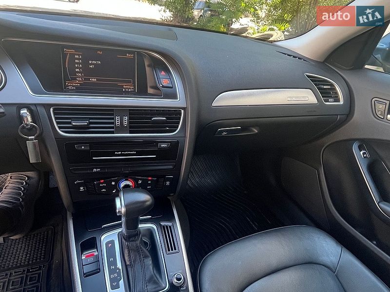 Седан Audi A4 2014 в Николаеве