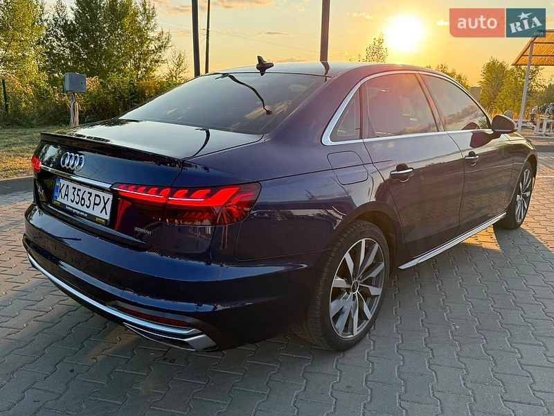 Седан Audi A4 2021 в Києві