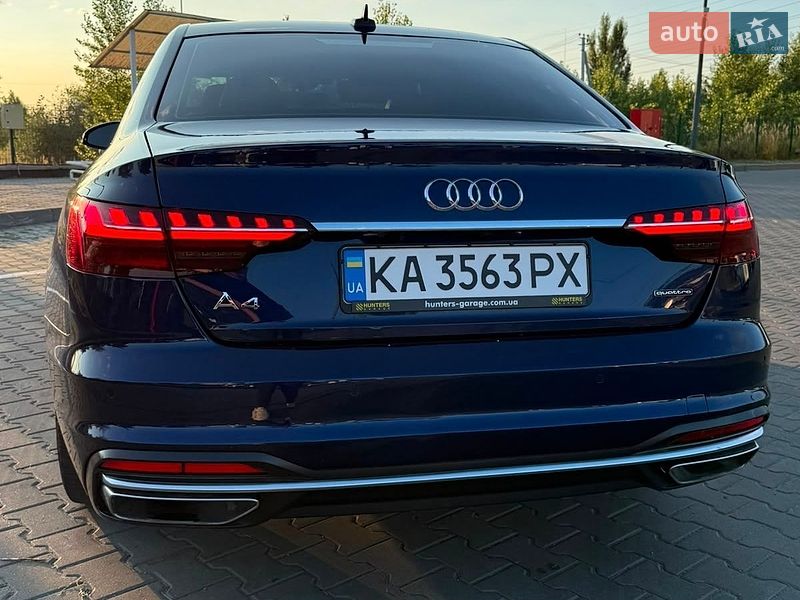 Седан Audi A4 2021 в Києві