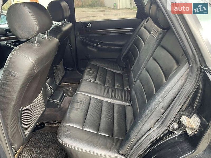 Седан Audi A4 1996 в Львові