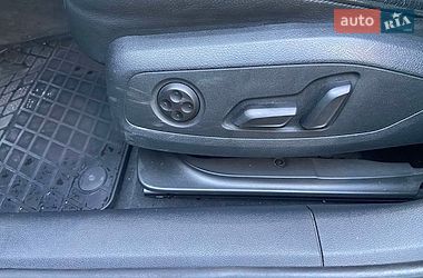 Седан Audi A4 2016 в Хмельницком
