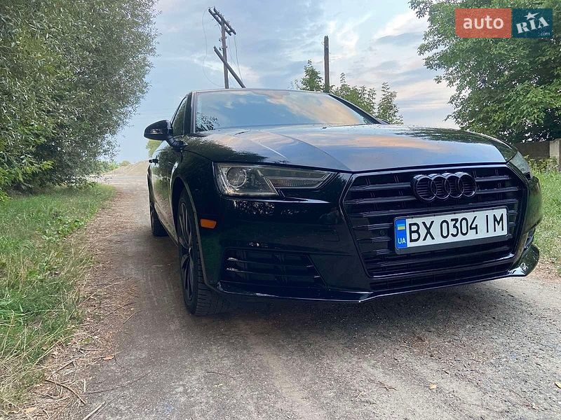Седан Audi A4 2016 в Хмельницком