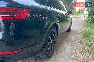 Седан Audi A4 2016 в Хмельницком