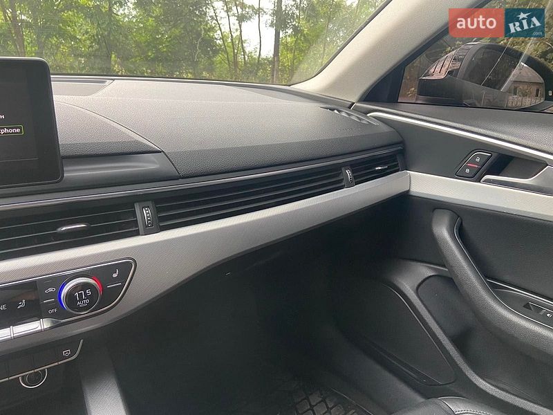 Седан Audi A4 2016 в Хмельницком