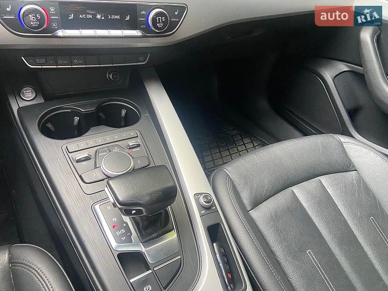 Седан Audi A4 2016 в Хмельницком