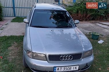 Универсал Audi A4 1997 в Новоселице
