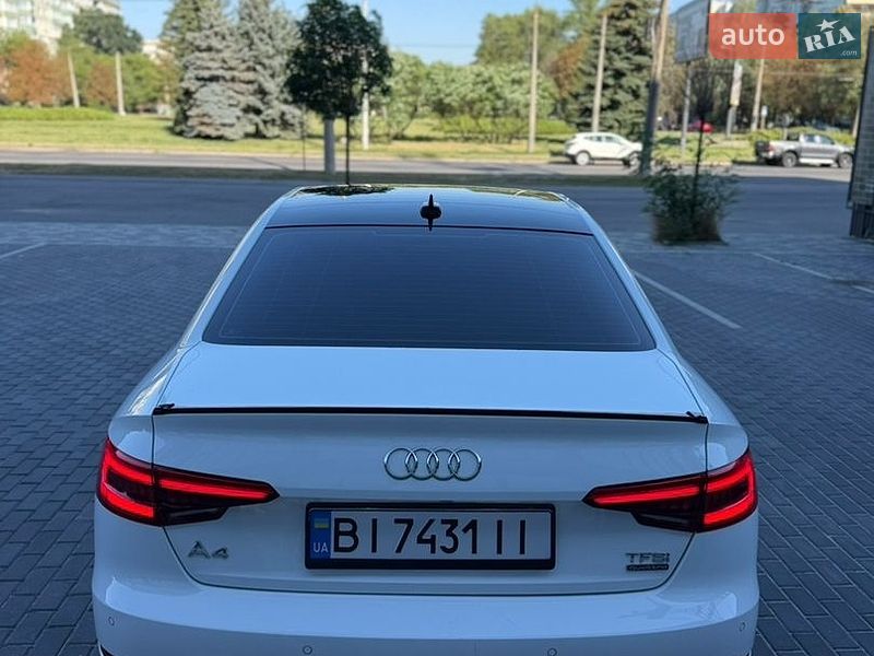 Седан Audi A4 2015 в Полтаві