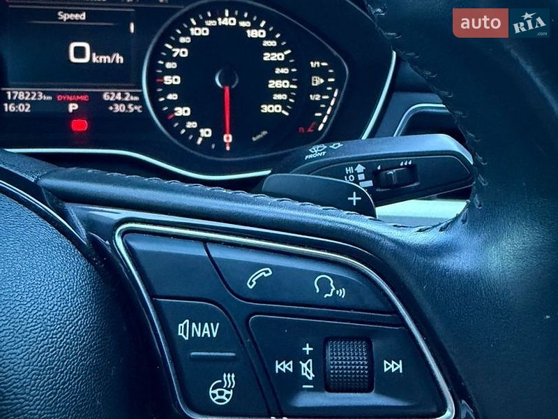 Седан Audi A4 2015 в Полтаві