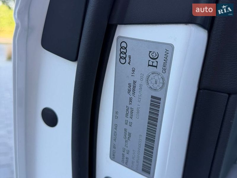 Седан Audi A4 2015 в Полтаві