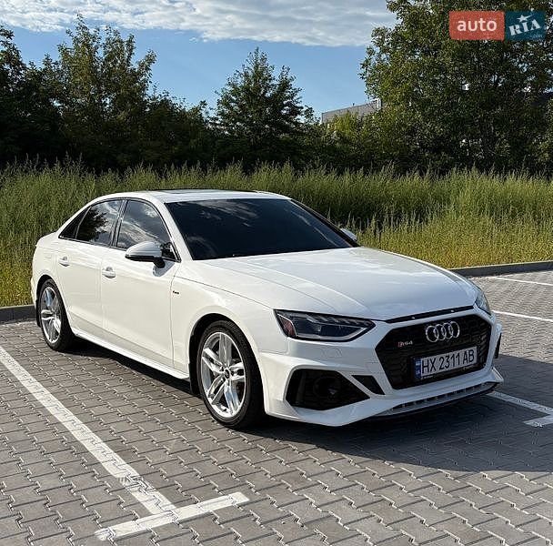 Седан Audi A4 2023 в Хмельницькому