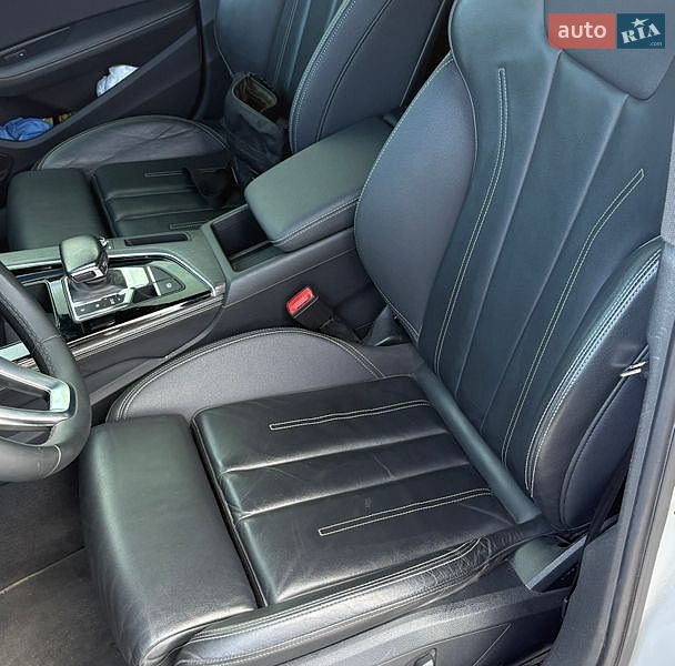 Седан Audi A4 2023 в Хмельницькому
