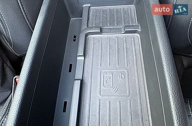 Седан Audi A4 2023 в Хмельницькому
