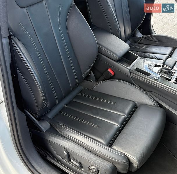 Седан Audi A4 2023 в Хмельницькому