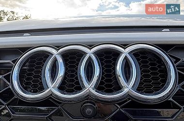 Седан Audi A4 2023 в Хмельницькому