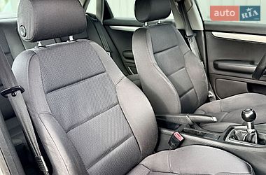 Седан Audi A4 2002 в Дрогобичі фото 44 Седан Audi A4 2002 в Дрогобичі