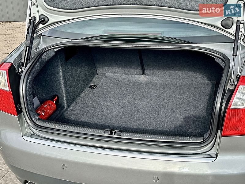 Седан Audi A4 2002 в Дрогобичі фото 23 Седан Audi A4 2002 в Дрогобичі