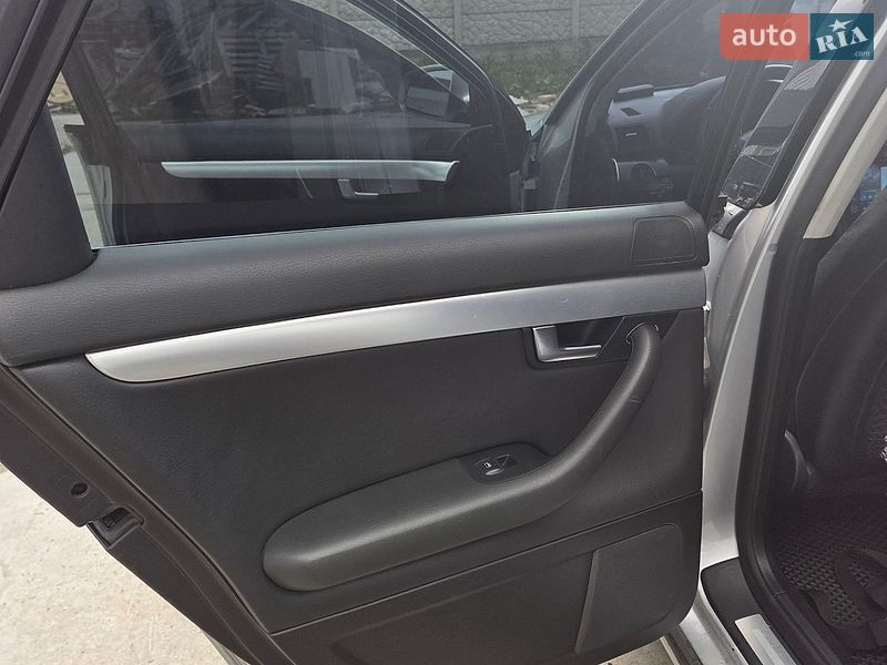 Седан Audi A4 2006 в Хмельницком