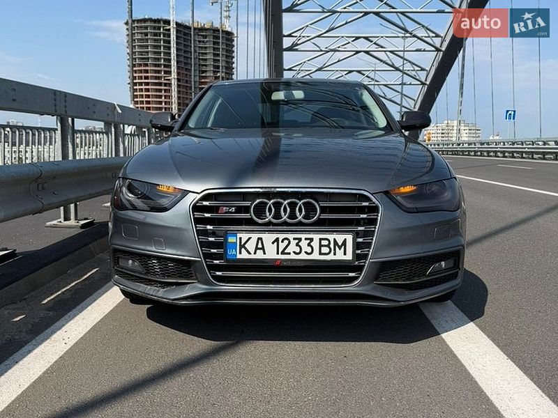 Седан Audi A4 2014 в Киеве