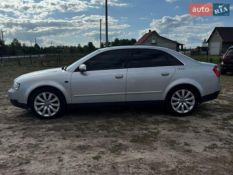 Седан Audi A4 2003 в Вараші