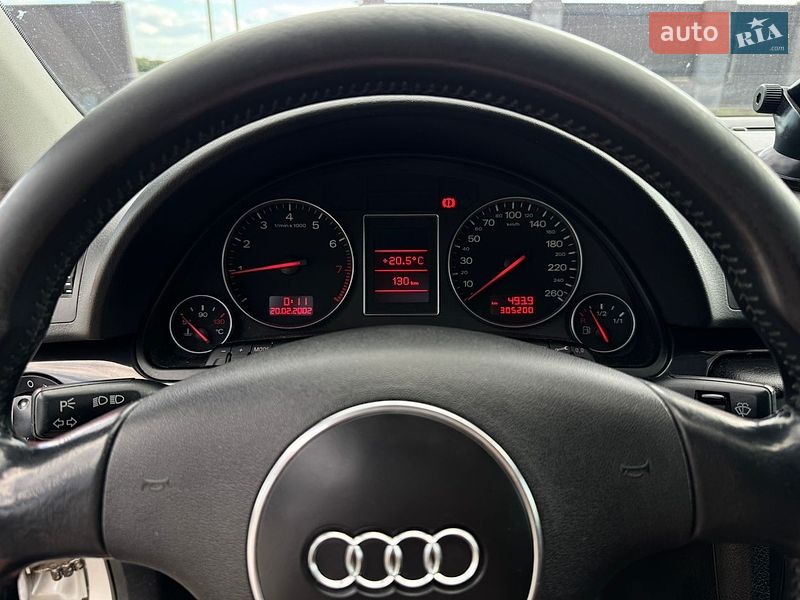 Седан Audi A4 2003 в Вараші