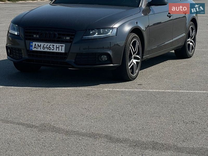 Седан Audi A4 2008 в Яготине
