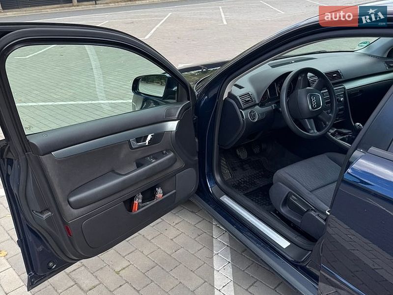 Седан Audi A4 2005 в Луцьку