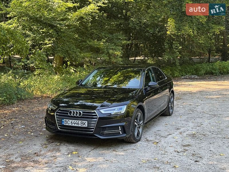 Седан Audi A4 2016 в Львове