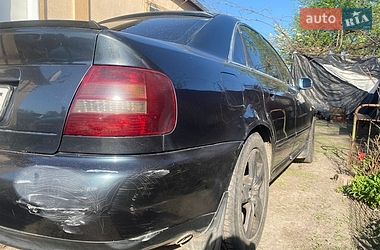 Седан Audi A4 1998 в Борисполе