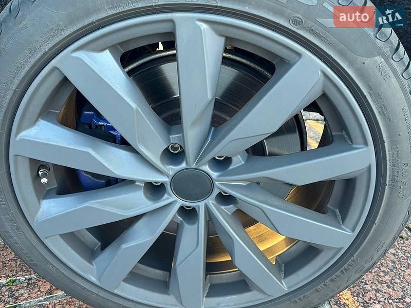 Седан Audi A4 2016 в Кременчуге