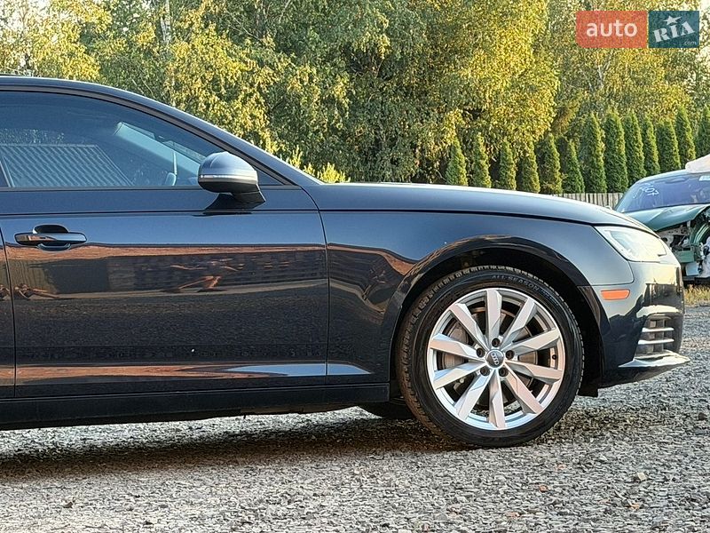 Седан Audi A4 2017 в Ковелі