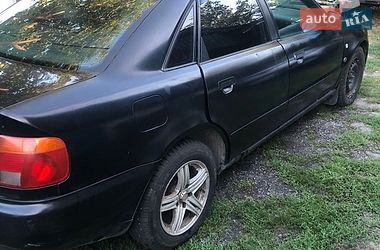 Седан Audi A4 1994 в Богданівці