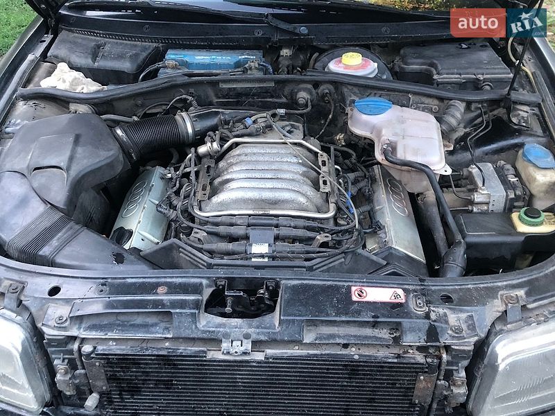 Седан Audi A4 1994 в Богданівці
