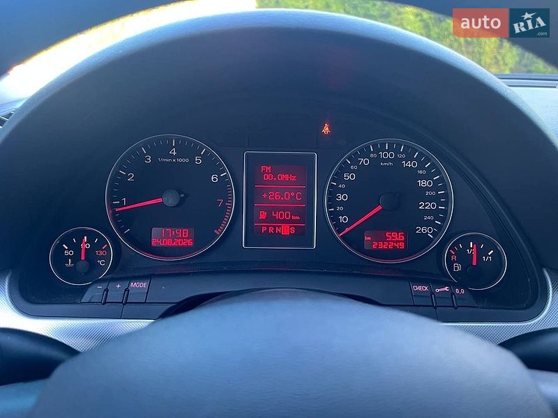 Седан Audi A4 2006 в Слобожанському