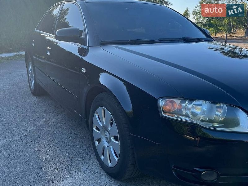 Седан Audi A4 2006 в Слобожанському