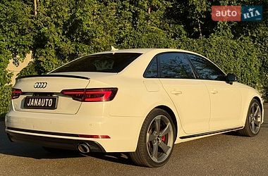 Седан Audi A4 2018 в Харкові