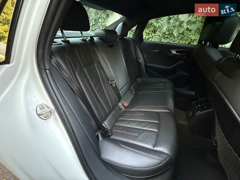 Седан Audi A4 2018 в Харкові