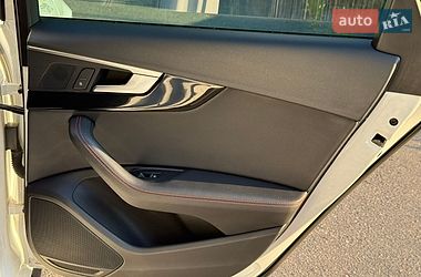 Седан Audi A4 2018 в Харкові