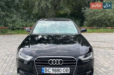 Седан Audi A4 2013 в Львове