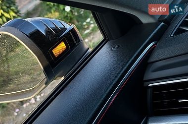 Седан Audi A4 2016 в Самборі