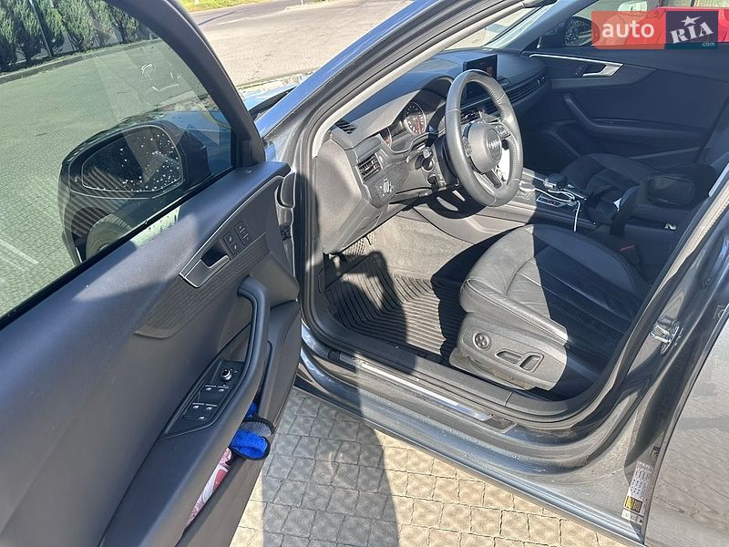 Седан Audi A4 2017 в Полтаві