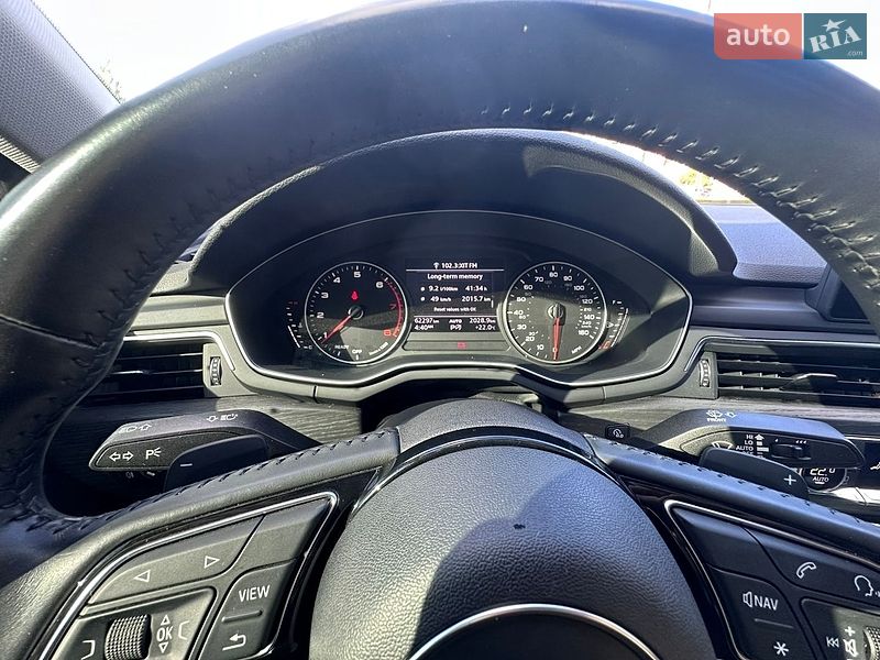 Седан Audi A4 2017 в Полтаві