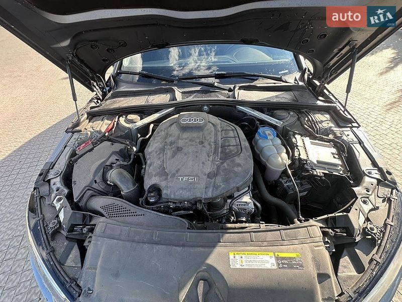 Седан Audi A4 2017 в Полтаві