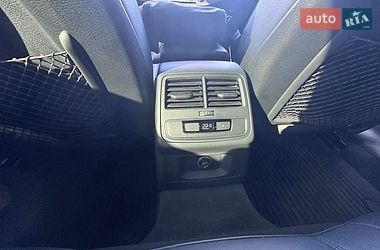 Седан Audi A4 2017 в Полтаві