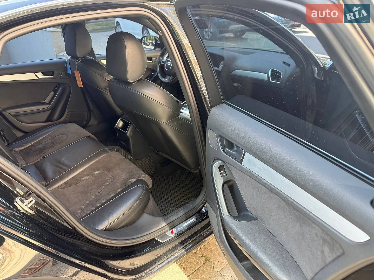 2010 Audi A4 - мініатюра 19